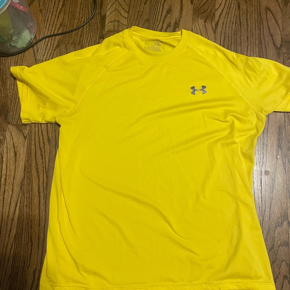 Under Armour Women’s Yellow T-Shirt
